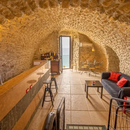 Luna Exclusive Apartment